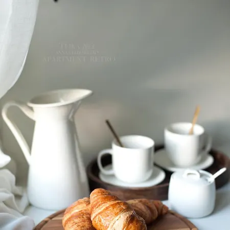 Teika No 2 Apartment-retro On Brivibas Street-free Parking Lejlighed