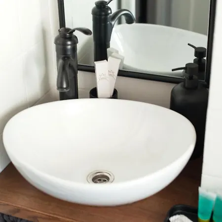 Teika No 2 Apartment-retro On Brivibas Street-free Parking Appartement