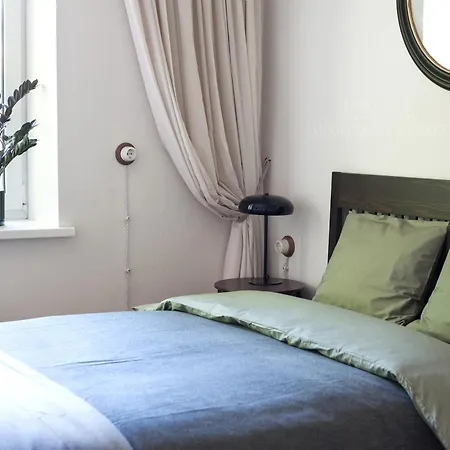 Teika No 2 Apartment-retro On Brivibas Street-free Parking