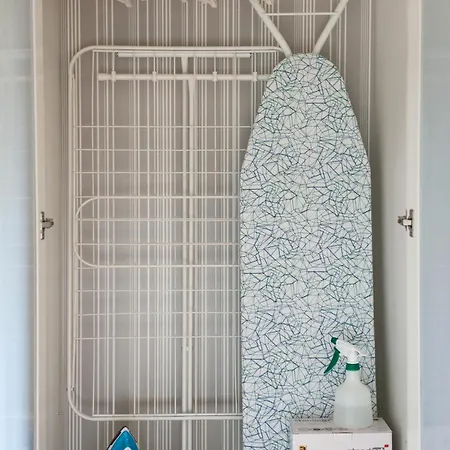 Teika No 2 Apartment-retro On Brivibas Street-free Parking 公寓 里加